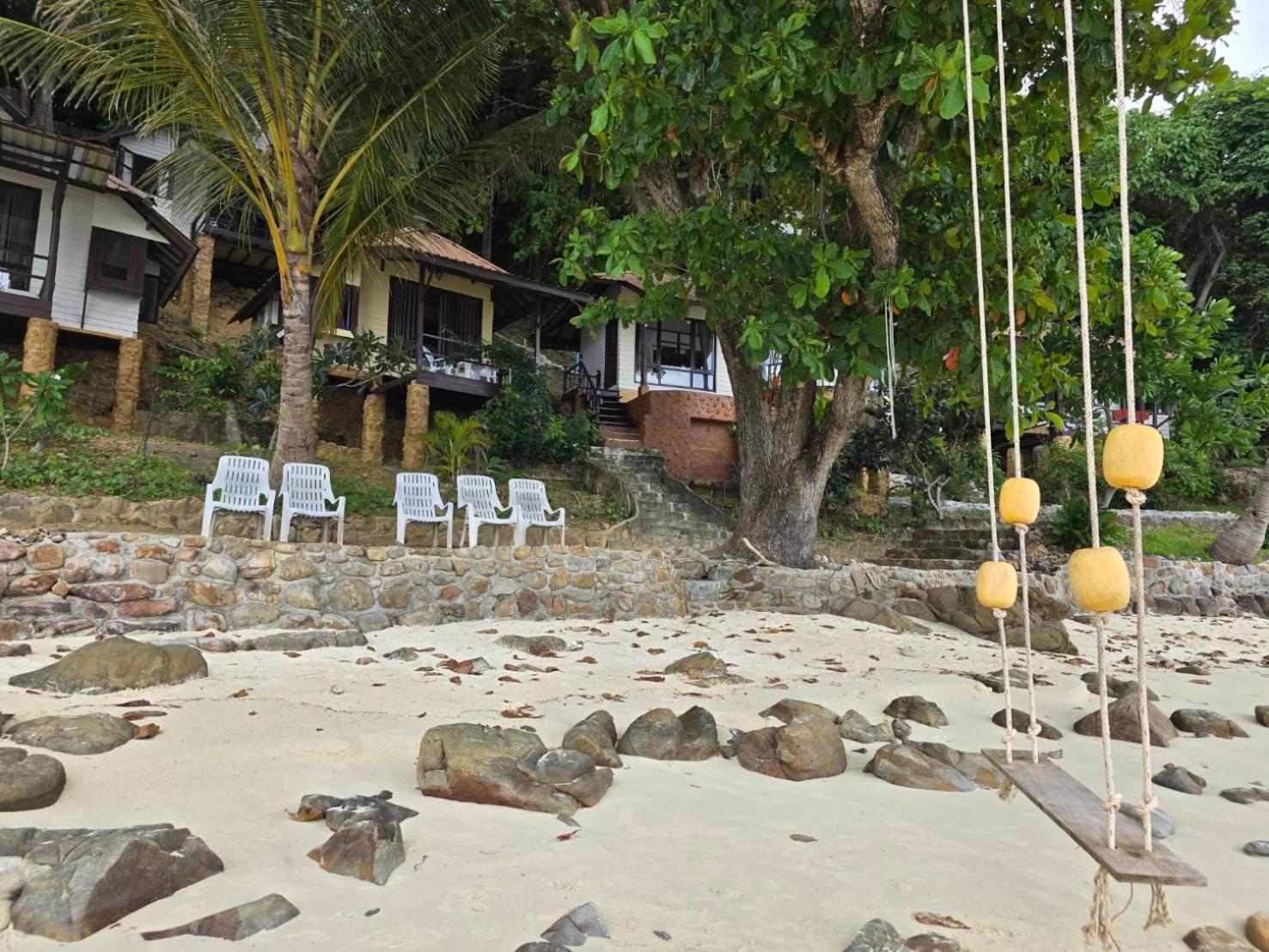 Phi Phi Private Beach Resort Exterior photo