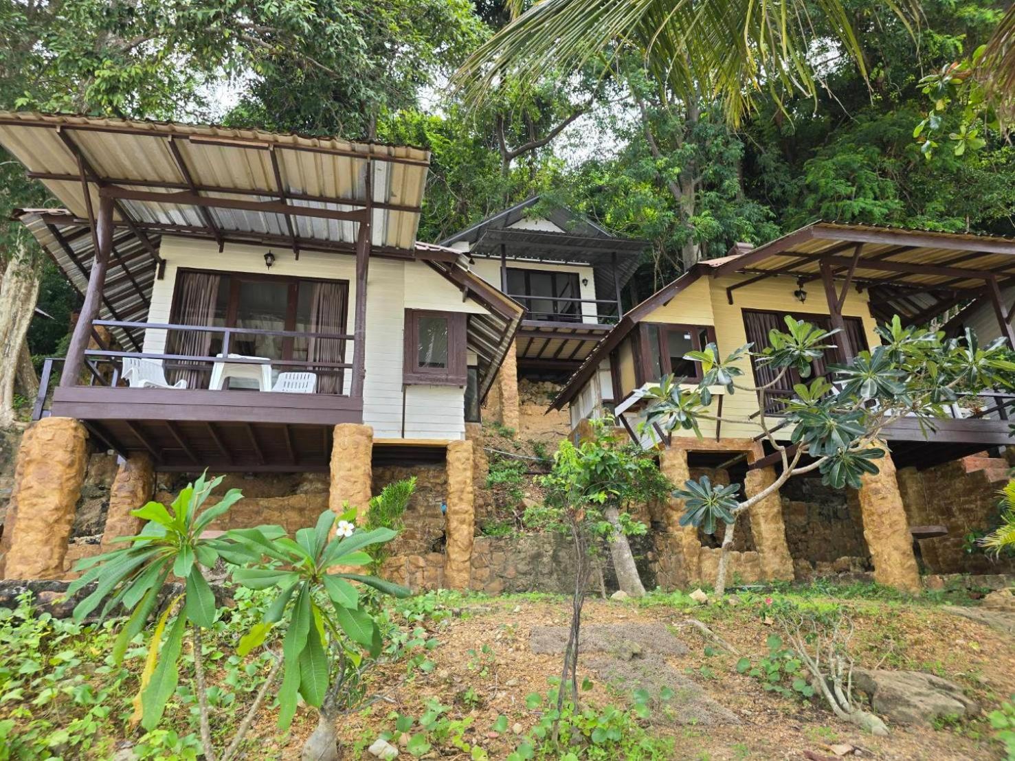 Phi Phi Private Beach Resort Exterior photo